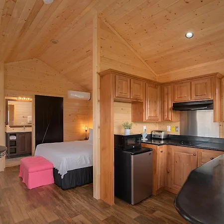 Carmel River Inn